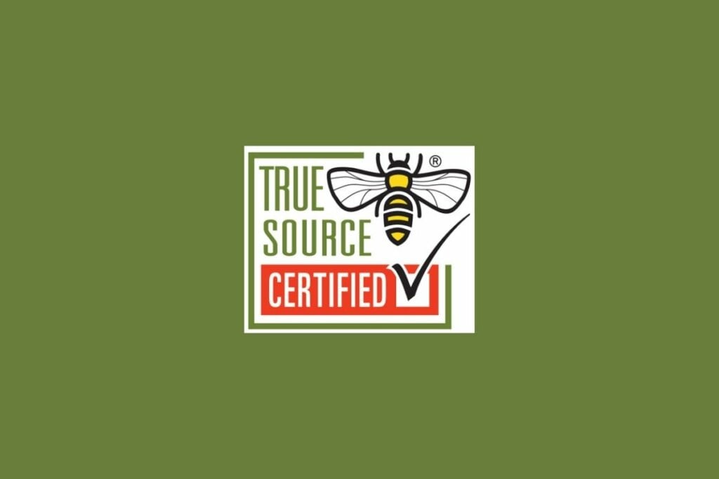 Certifica&ccedil;&atilde;o True Source Honey rastreia o mel at&eacute; a colmeia e garante aos consumidores que ele n&atilde;o &eacute; falso (Imagem: Reprodu&ccedil;&atilde;o digital | True Source Honey)