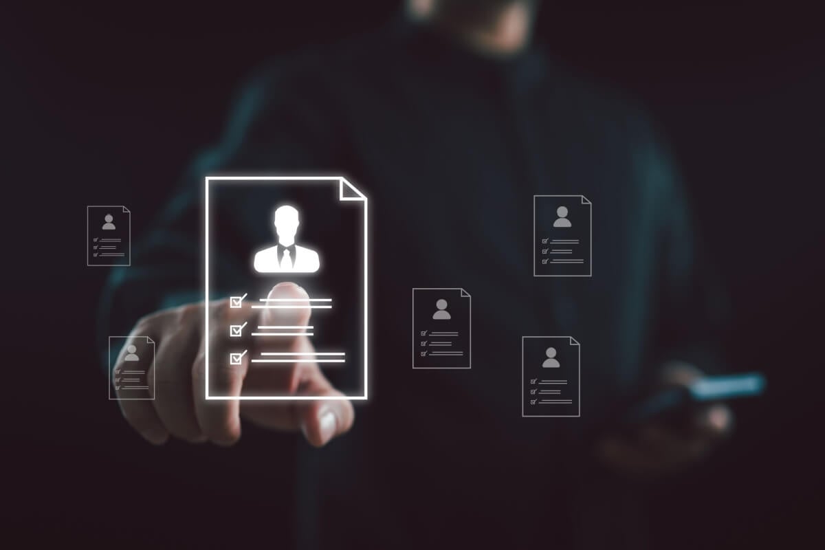 Conseguir uma vaga de emprego requer preparo e resiliência (Imagem: LookerStudio | Shutterstock)