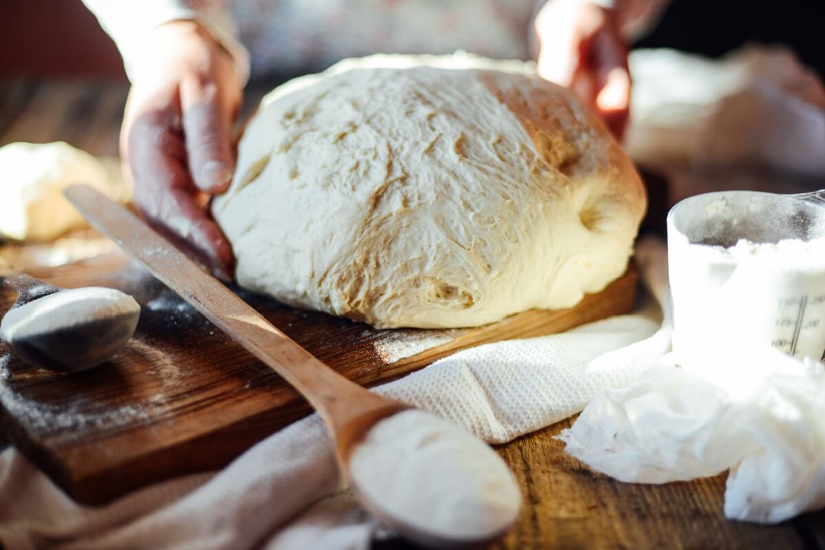 A fermentação natural resgata técnicas milenares que trazem benefícios tanto para a saúde quanto para o sabor dos alimentos (Imagem: ch_ch | Shutterstock)