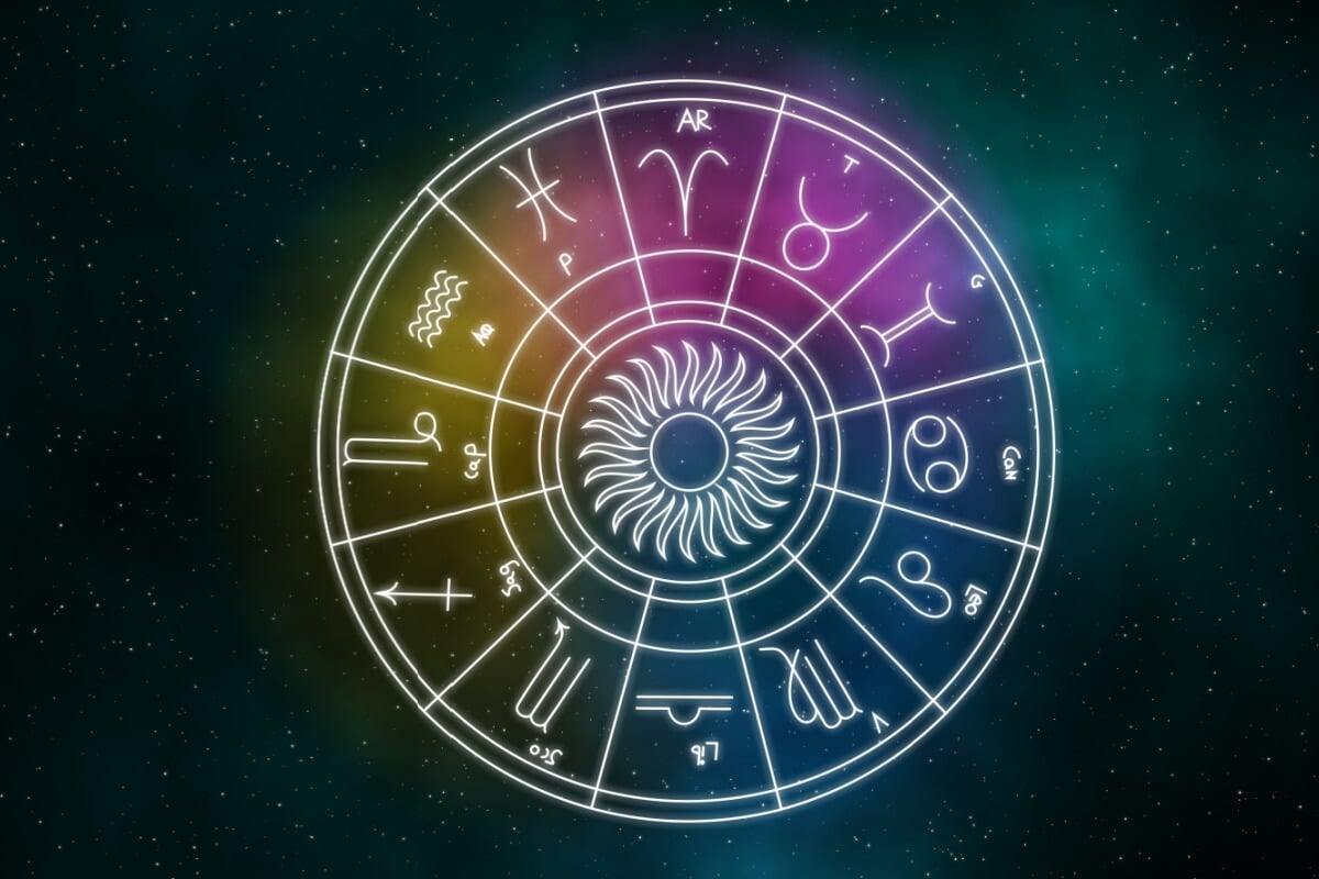 O sábado será um dia de energias intensas para os signos (Imagem: Rassamee Design | Shutterstock)