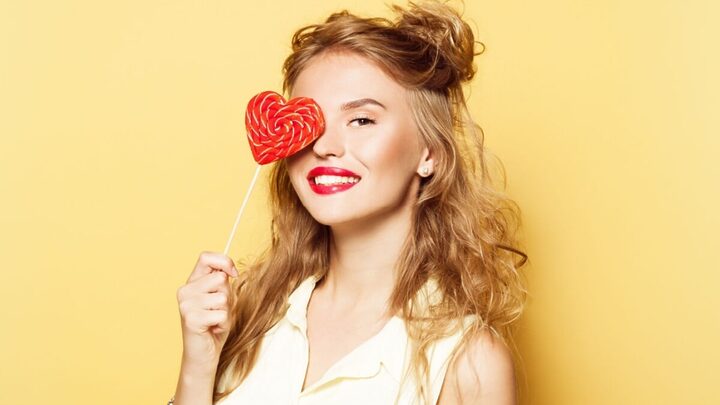 Doces têm feito sucesso no universo da beleza (Imagem: Chaadaeva | Shutterstock)