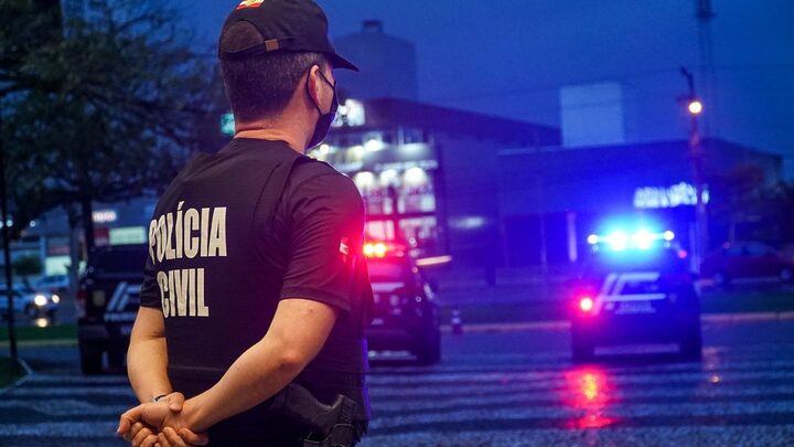 Operação da Polícia Civil aconteceu em Santa Catarina e Paraná (Foto: Mauricio Vieira, SECOM)