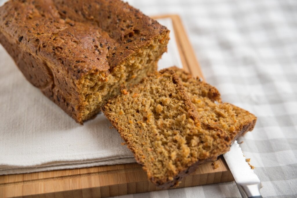 P&atilde;o de cenoura integral (Imagem: A_Lein | Shutterstock)