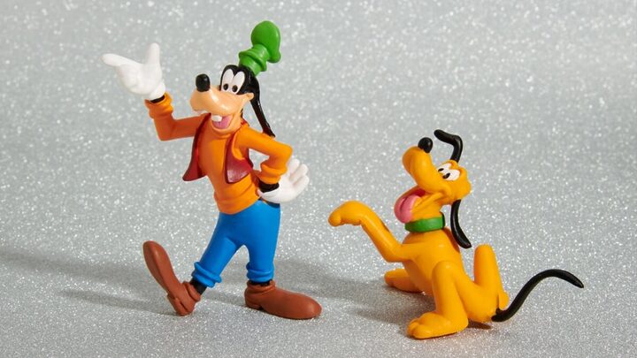 Os personagens da Disney podem servir de inspiração para o nome do cachorro (Imagem: Photology1971 | Shutterstock)