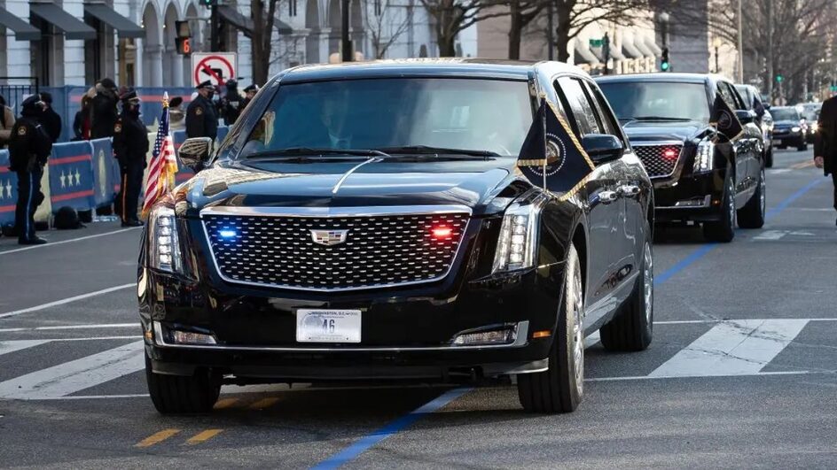 Carros do G20 chamam a atenção nas ruas do RJ.