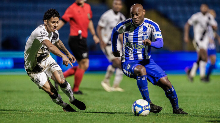 Avaí vence a Ponte Preta em último jogo da Série B