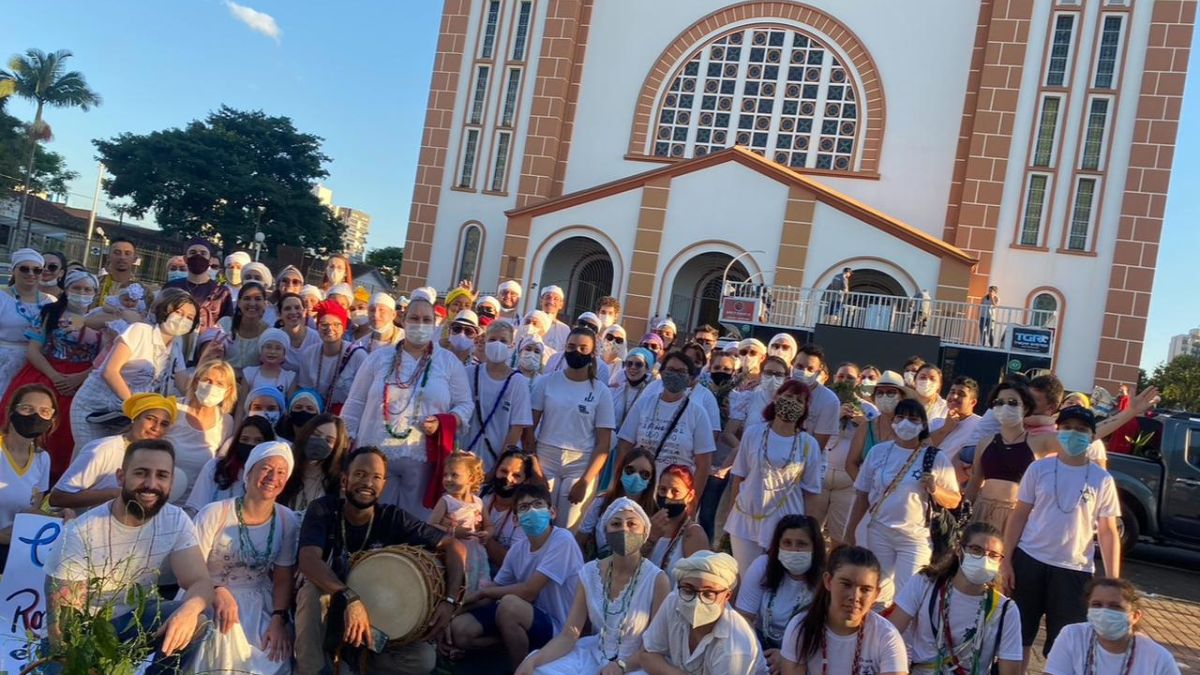 Caminhada das religiões de matrizes africanas acontece em Chapecó.