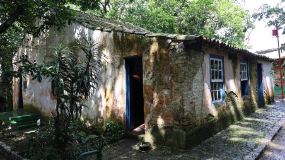 Casa colonial do século 19 que abriga o Museu do Presépio