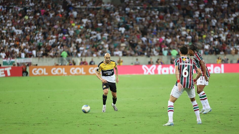 Criciúma ficou no 0 x 0 com o Fluminense no Maracanã (Foto: Celso da Luz, CEC)