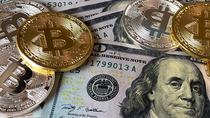 Dólar atinge R$ 6,11 após anúncio de Haddad em mais um dia de alta