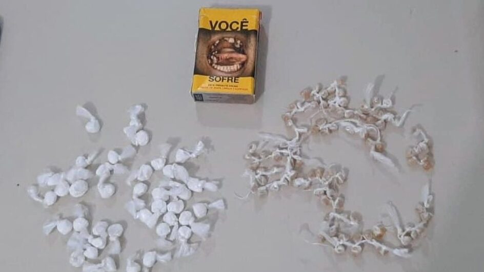 Dupla é presa com pedras de crack em Santa Catarina