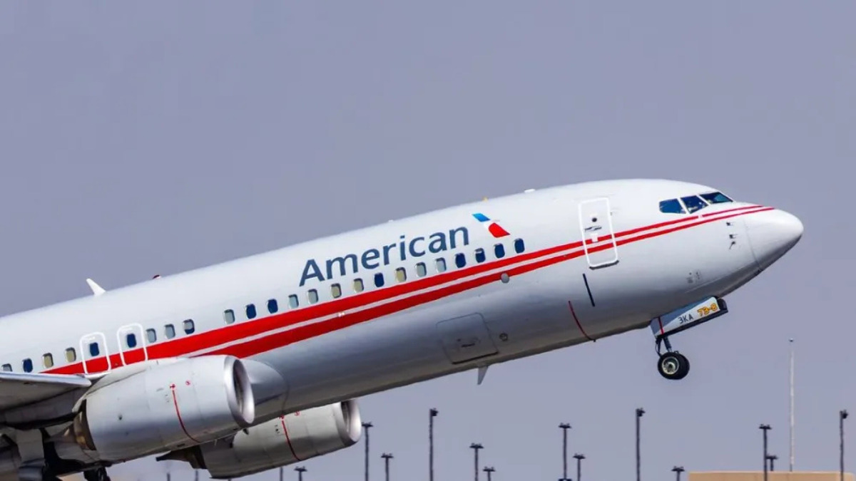 Forte turbulência em voo com a destino a Miami deixa uma pessoa ferida e avião retorna a SP