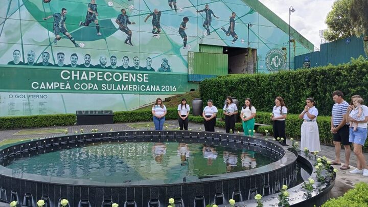 Homenagens a Chapecoense acontecem nesta sexta-feira (29)