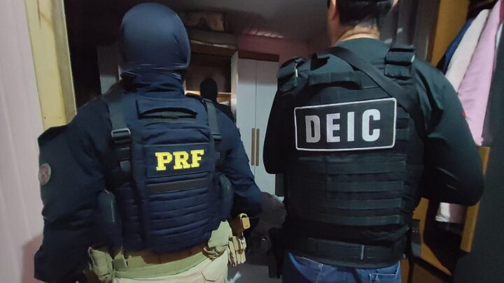 Integrantes de quadrilha presos em SC por furto de 8 caminhões.