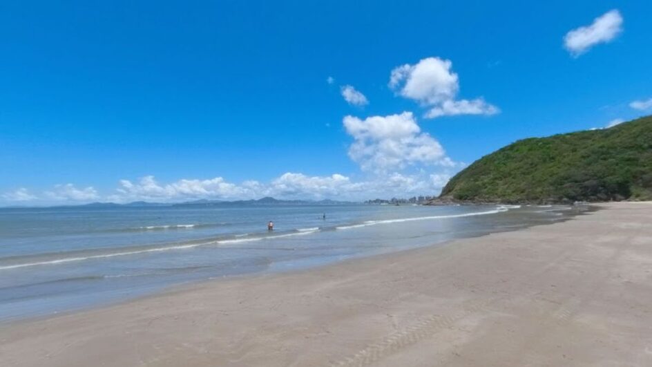 Caso aconteceu na Praia de São Miguel (Foto: Google Maps, Reprodução)