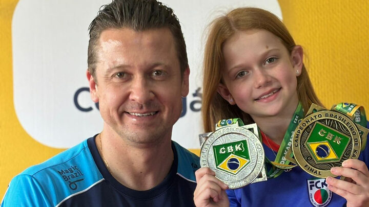 Pai e filha de Blumenau sobem ao pódio no mesmo dia