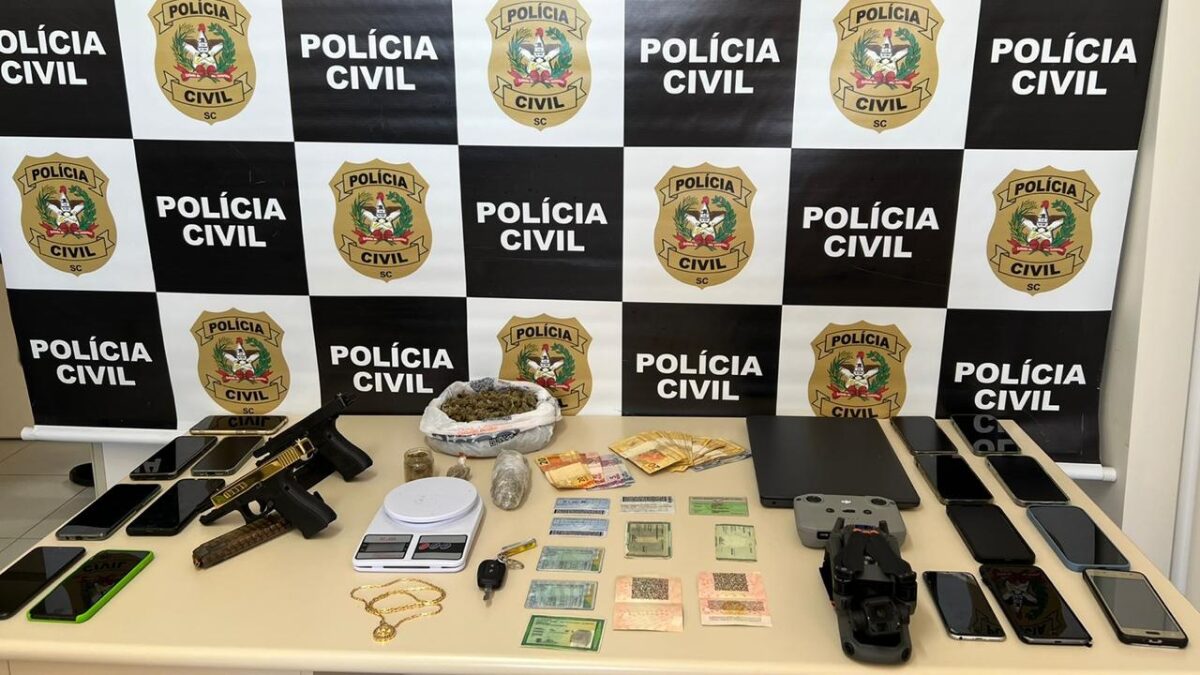 Megaoperação bloqueia R$ 1,6 bilhão de facção criminosa de SC e de mais quatro estados