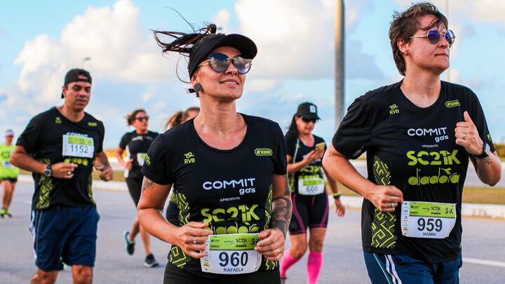 Tradicional evento, que fecha o calendário de corridas de rua em Santa Catarina, tem provas de 3 km, 5 km, 15 km e 21 km, em Florianópolis - Fotos: Foco Radical/Corre Brasil
