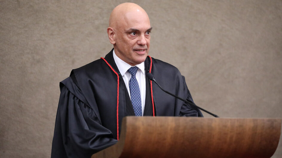 Moraes marca depoimento de Cid após PF apontar omissões de militar
