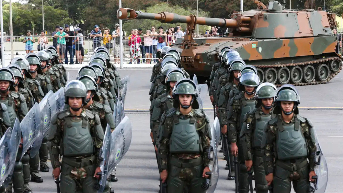 Quanto é a conta bilionária das pensões dos militares, na mira do corte de gastos do governo