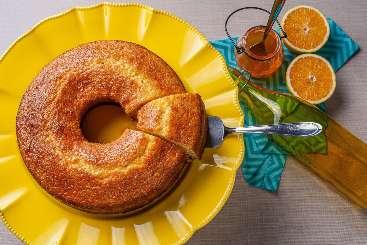 Bolo de laranja sem glúten (Imagem: flanovais | Shutterstock)