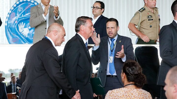 Bolsonaro em pronunciamento em novembro de 2022