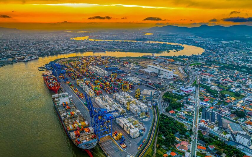 Complexo Portuário do Itajai-Açu