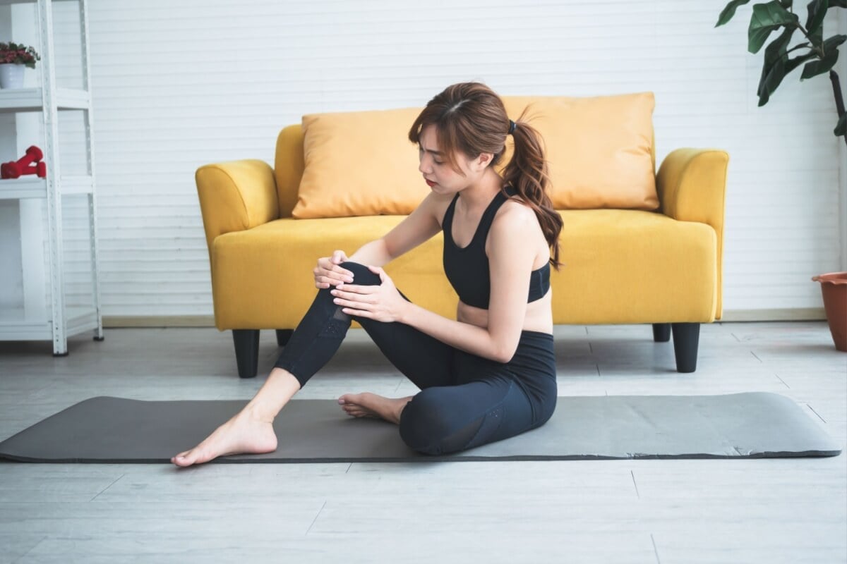 Algumas características do corpo feminino favorecem as lesões nos joelhos (Imagem: Anatta_Tan | Shutterstock)