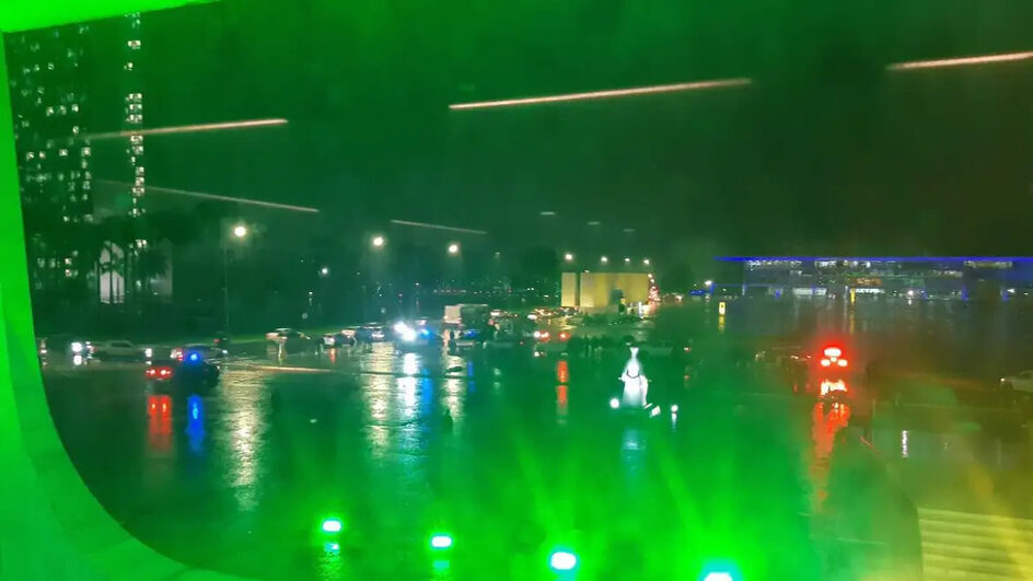 Explosões no STF, Praça dos Três Poderes
