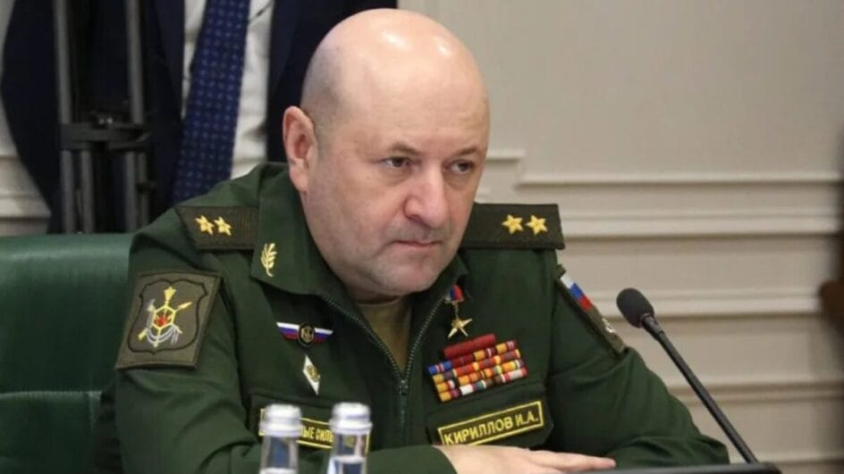 Chefe da defesa nuclear da Rússia e assessor morrem em explosão em Moscou