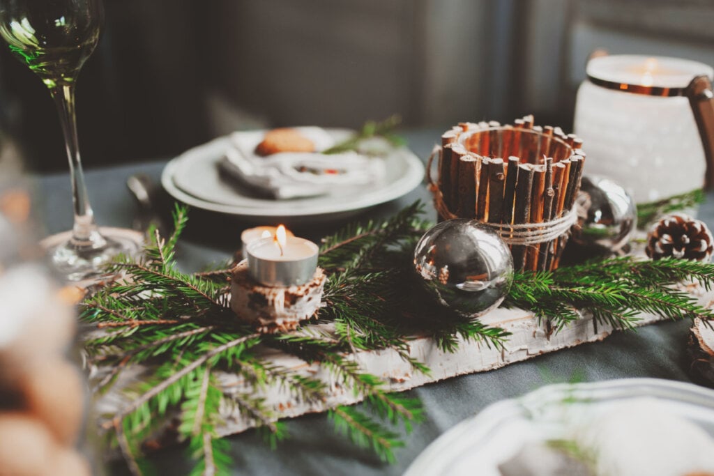 Itens com valor sentimental podem dar um toque a mais na decoração (Imagem: Maria Evseyeva | Shutterstock)