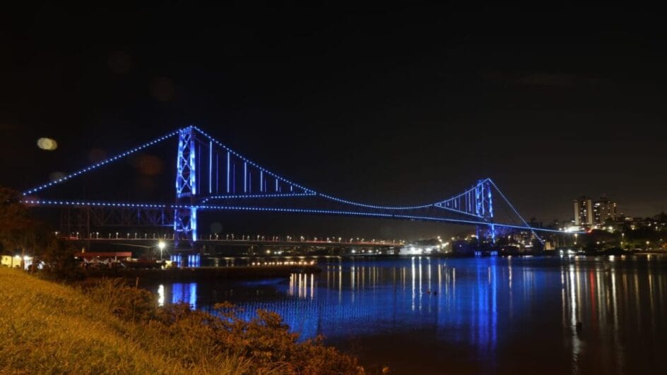 Iluminação cênica Ponte Hercílio Luz