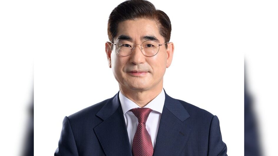 Ministro da Defesa da Coreia do Sul renuncia cargo e pede desculpa por lei marcial