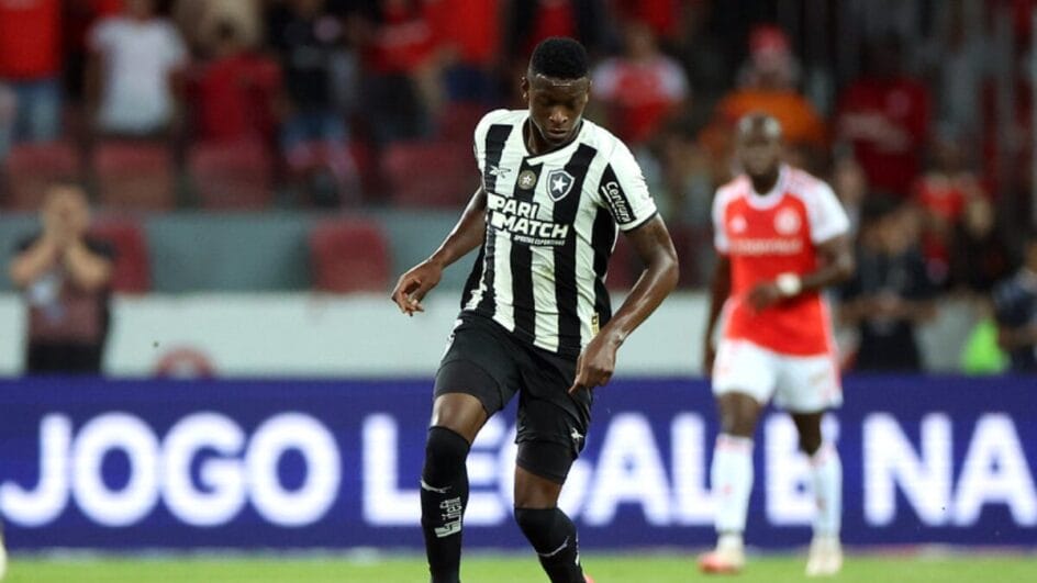 Fiorentina estuda contratação de Luiz Henrique, do Botafogo (Foto: Vitor Silva, Divulgação, Botafogo)