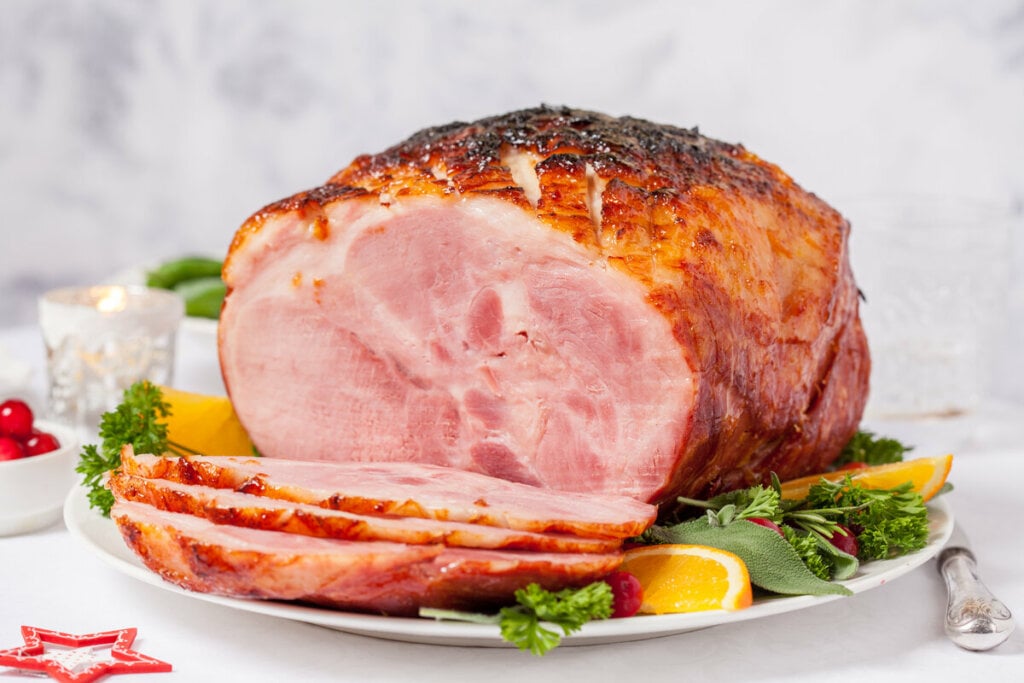 Tender com molho de mel e laranja (Imagem: Brent Hofacker | Shutterstock)