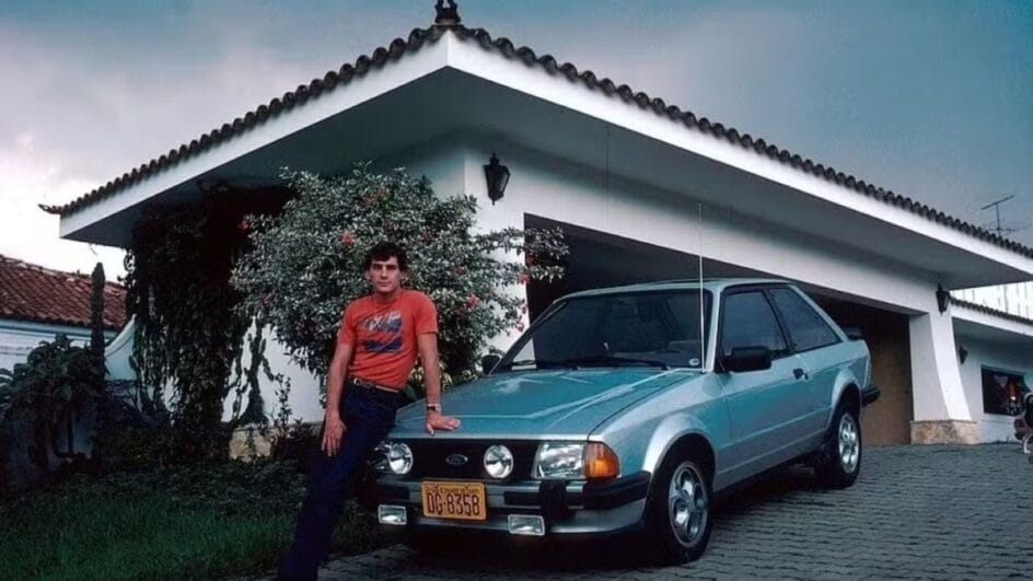 Ayrton Senna teve carros de colecionadore em sua garagem.