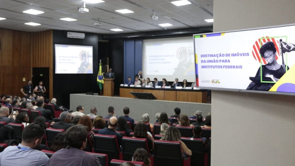 Cerimônia no Ministério da Educação
