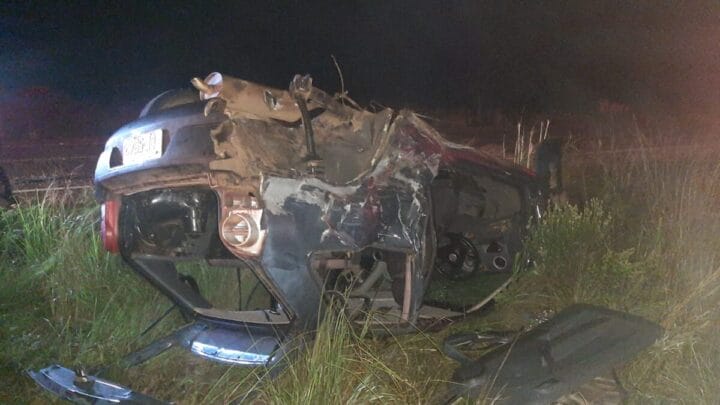 Motorista morre em colisão envolvendo caminhão e dois carros entre SC e PR