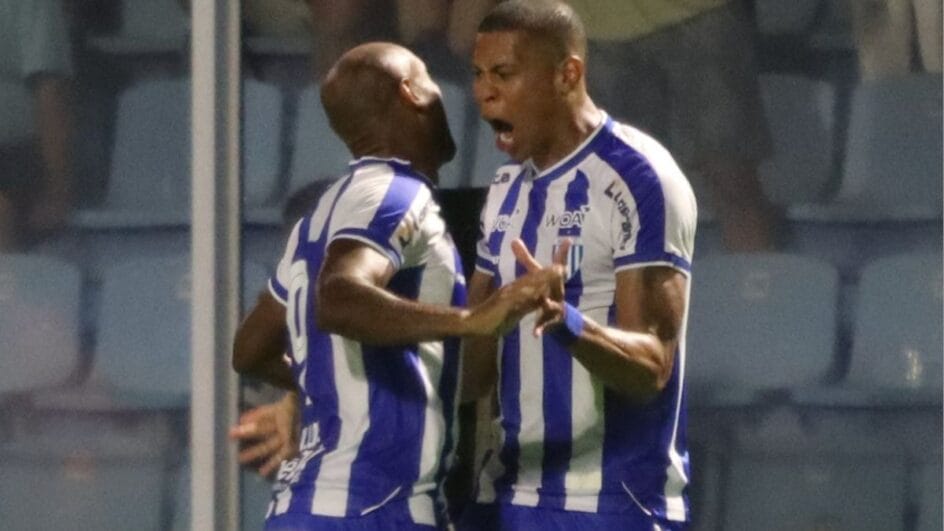Hygor fez o gols do Avaí na vitória sobre o Santa Catarina na estreia do Estadual (Foto: reprodução, X, Avaí FC)