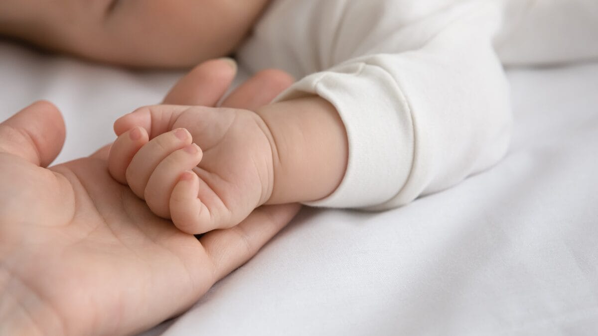 Polícia investiga morte de bebê em creche de SC: "Ela era a nossa alegria"