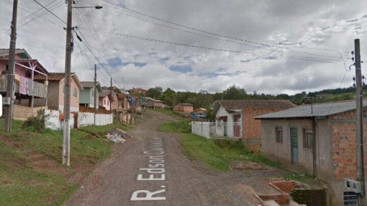 Criança de 11 anos salva avó e irmã de incêndio criminoso na Serra de SC