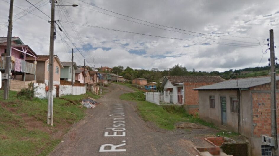 Criança de 11 anos salva avó e irmã de incêndio criminoso na Serra de SC