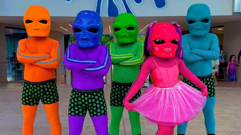 Quem é o ET Bem Loco, estrela de "Descer pra BC" que criou "tropa intergalática"