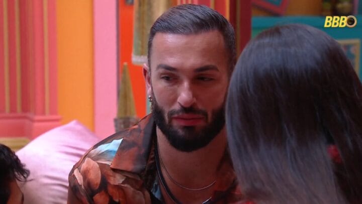 Fora do BBB 25 Diego Hypolito diz que está pensando em apertar o botão