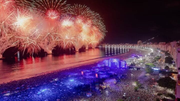 Réveillon em Copacabana é um dos maiores do planeta (Foto: Gabriel Monteiro, Riotur)