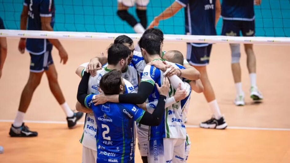 Joinville Vôlei vence Cruzeiro e garante vaga inédita nas semifinais da Copa Brasil