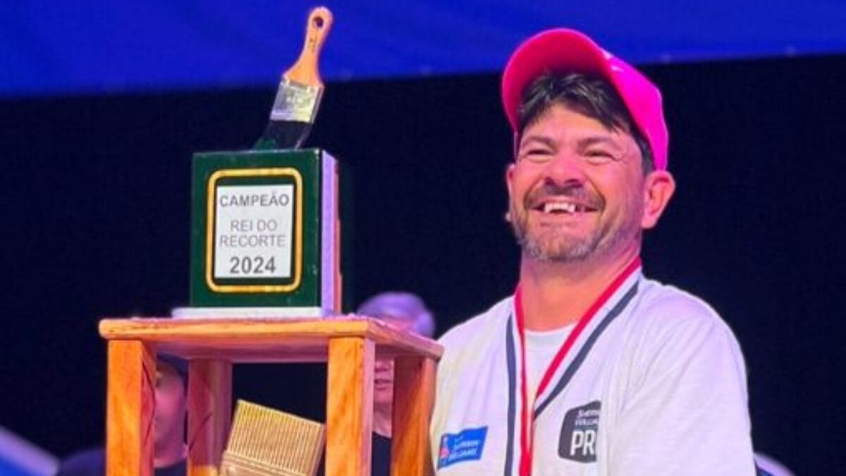 Pintor do Sul de SC recebe prêmio de melhor pintor do Brasil: “Meu treino foi no dia a dia”