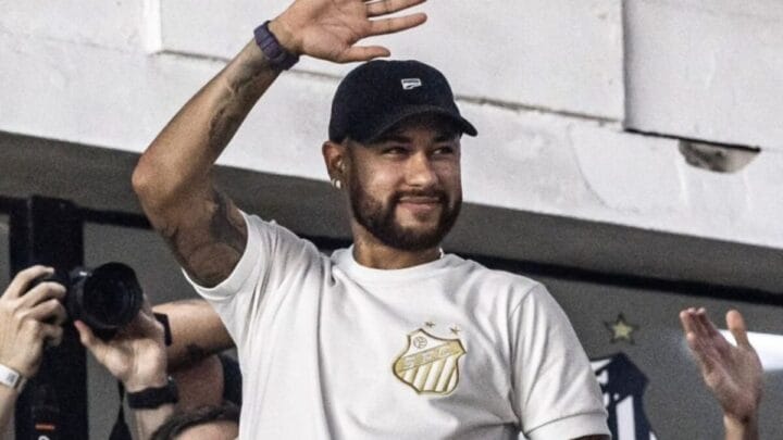 Neymar se pronuncia pela 1ª vez sobre volta ao Santos e se declara ao clube