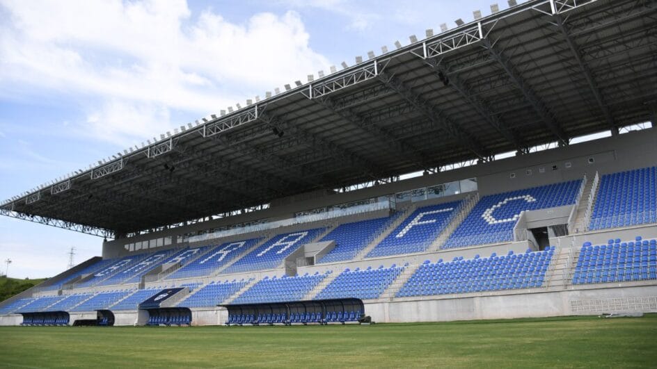Imagem da arquibancada do estádio do Barra