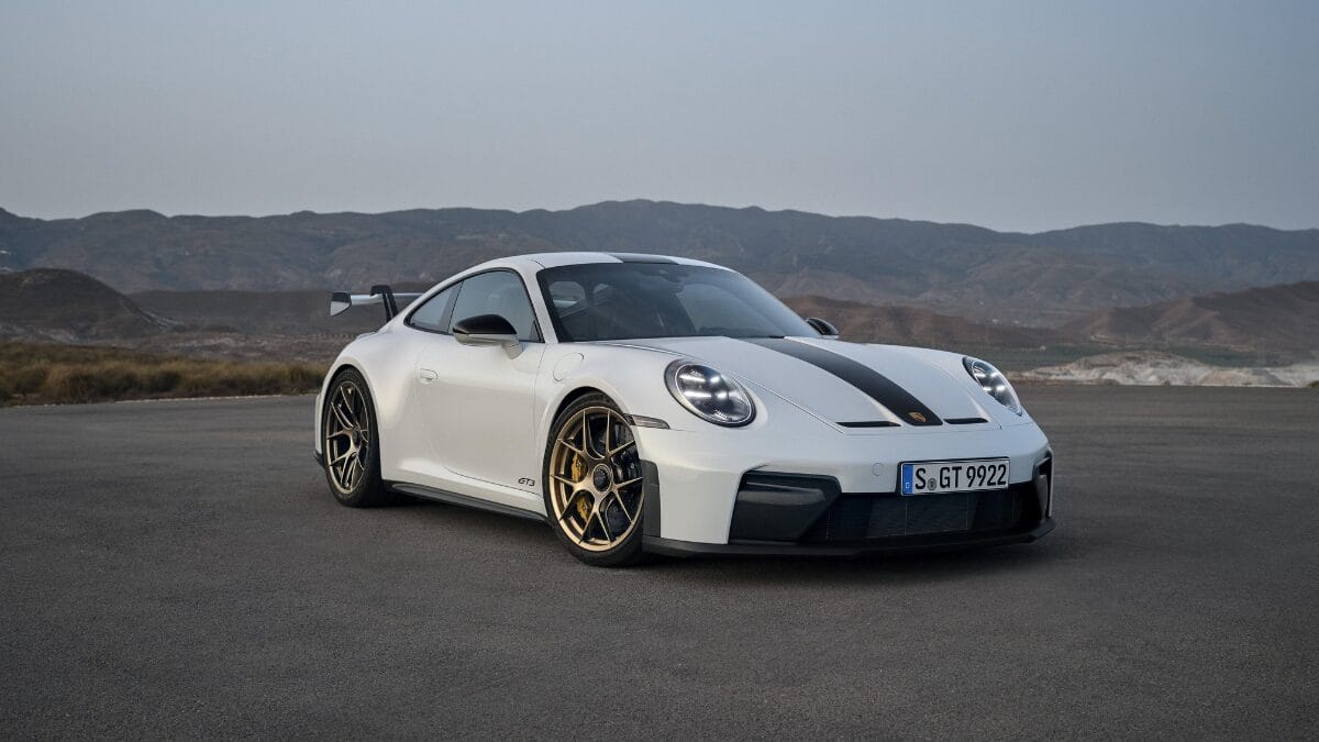 Porsche anuncia duas novidades para o Brasil 